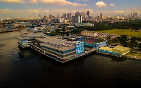 โรงแรมแอชทูโอ